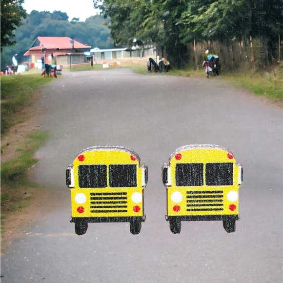 New wooden stud school bus driver earrings - Picture 1 of 1